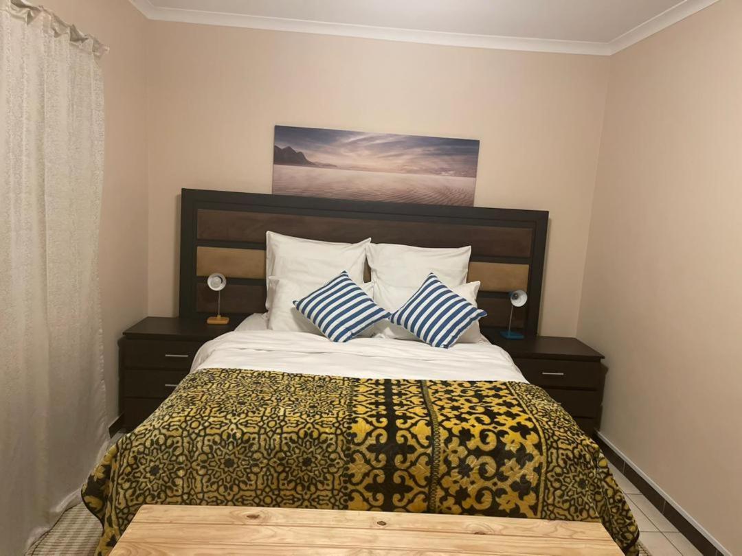 Kelpmeeu Self- Catering Apartments Swakopmund Kültér fotó