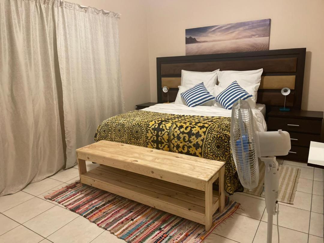 Kelpmeeu Self- Catering Apartments Swakopmund Kültér fotó